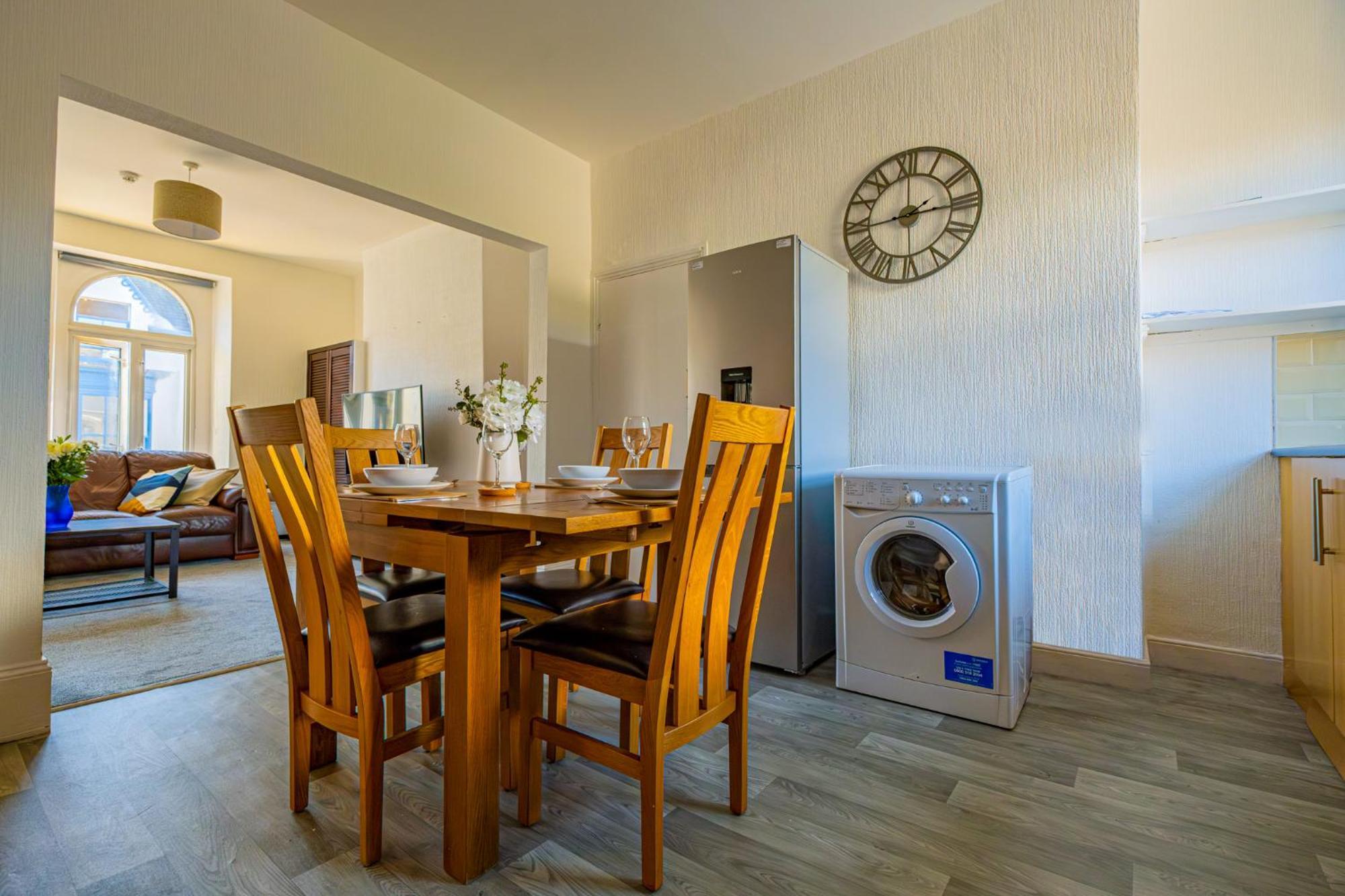 Castleview Coastal Comfort With 2 Parking Spaces Oystermouth Kültér fotó