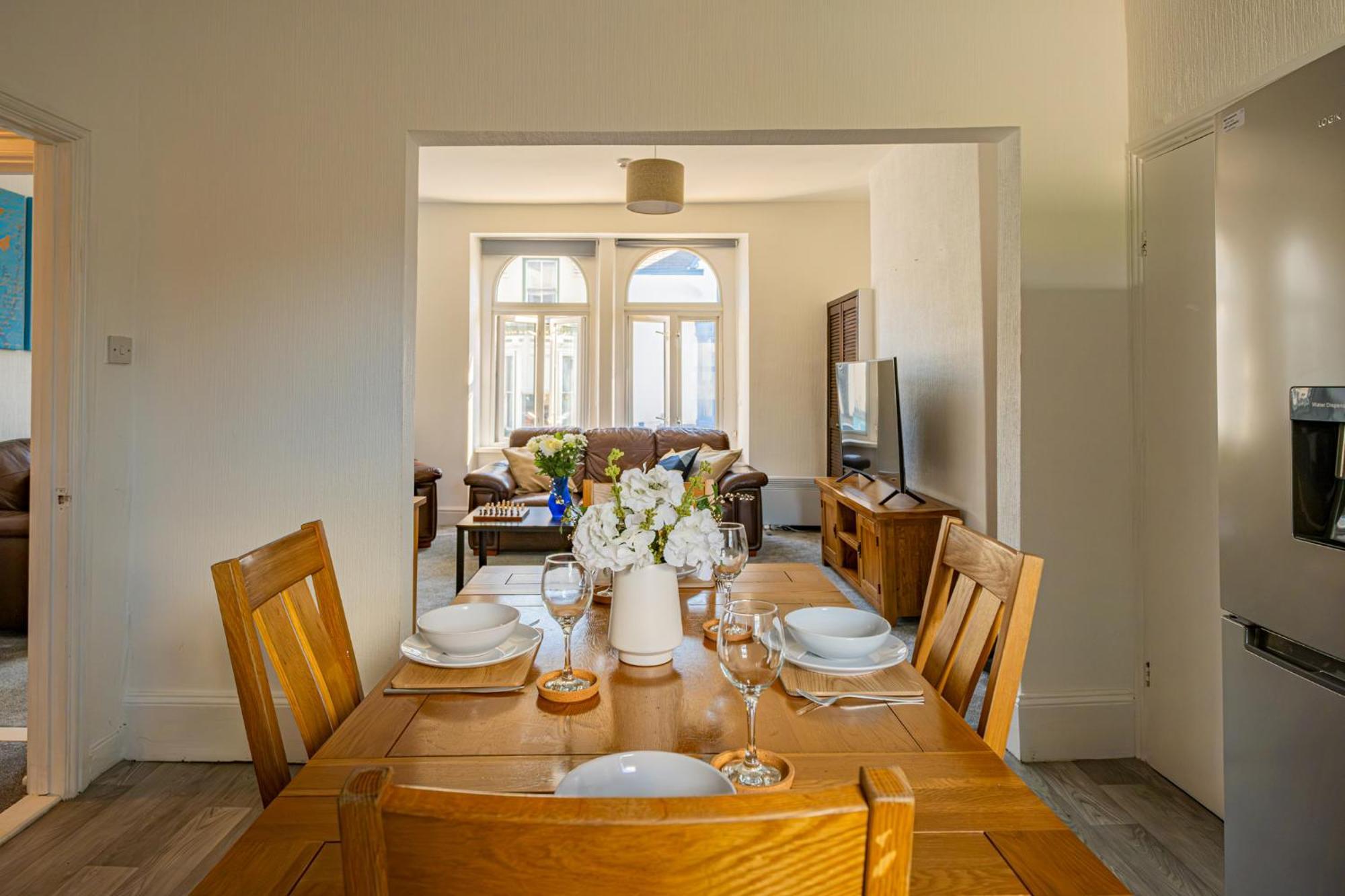 Castleview Coastal Comfort With 2 Parking Spaces Oystermouth Kültér fotó